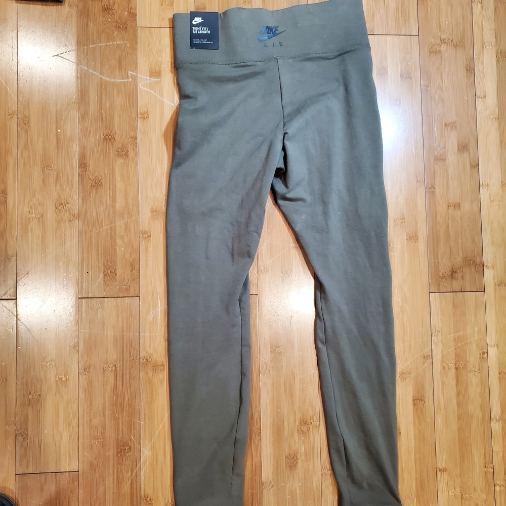 Nike Bundle Small - image 3